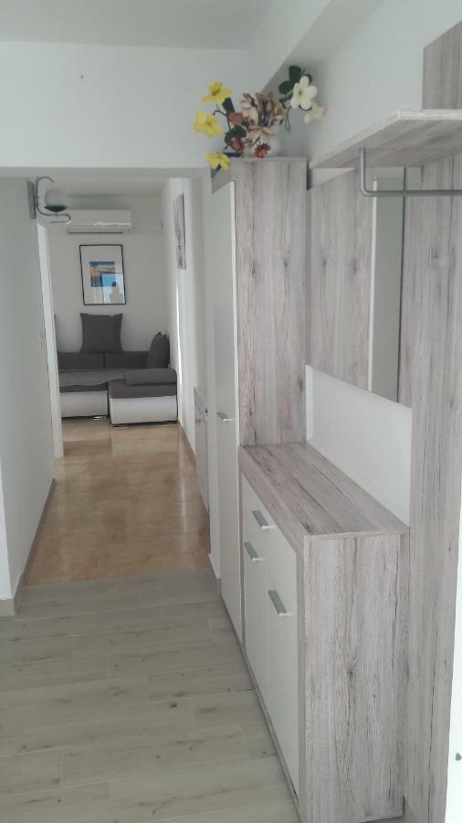 אומאג Apartment Vera מראה חיצוני תמונה