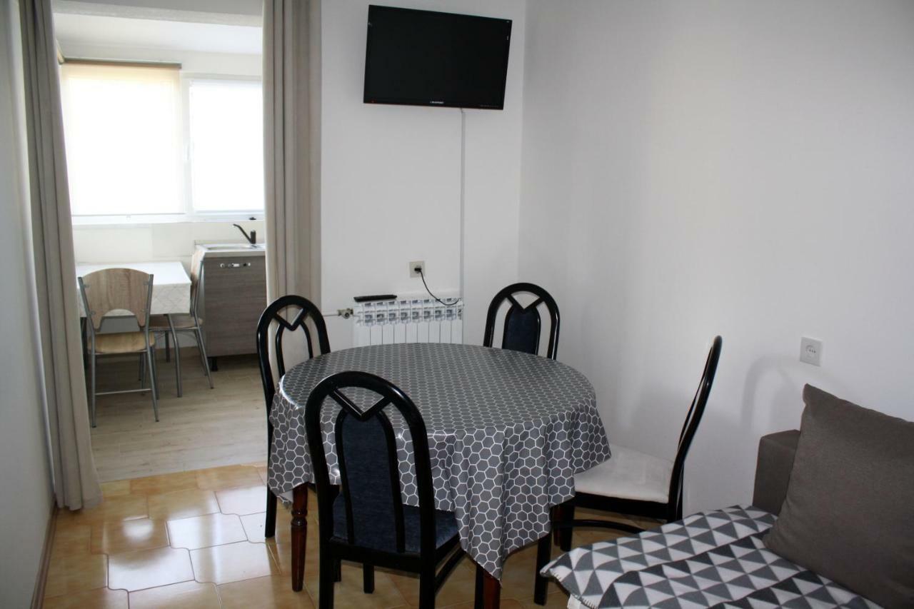 אומאג Apartment Vera מראה חיצוני תמונה