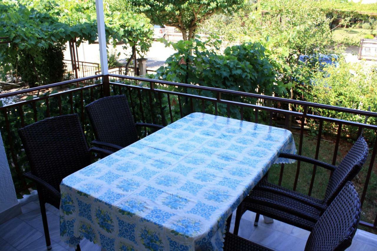 אומאג Apartment Vera מראה חיצוני תמונה