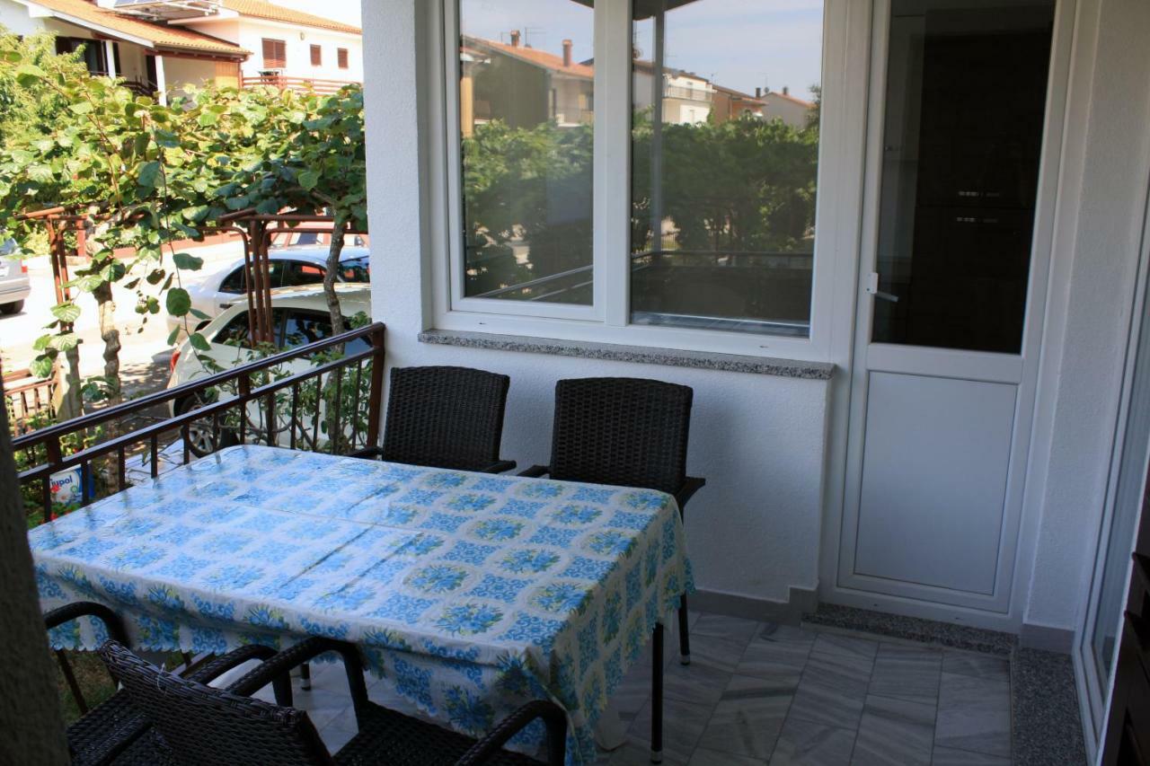 אומאג Apartment Vera מראה חיצוני תמונה